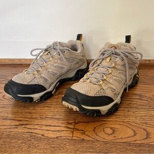 Merrell Womens Moab Ventilator Hiking Shoes Size 8 Low Top Trail Boots Sneakers